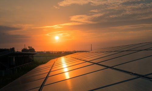 landscape-solar-farm-sunset_39901-138